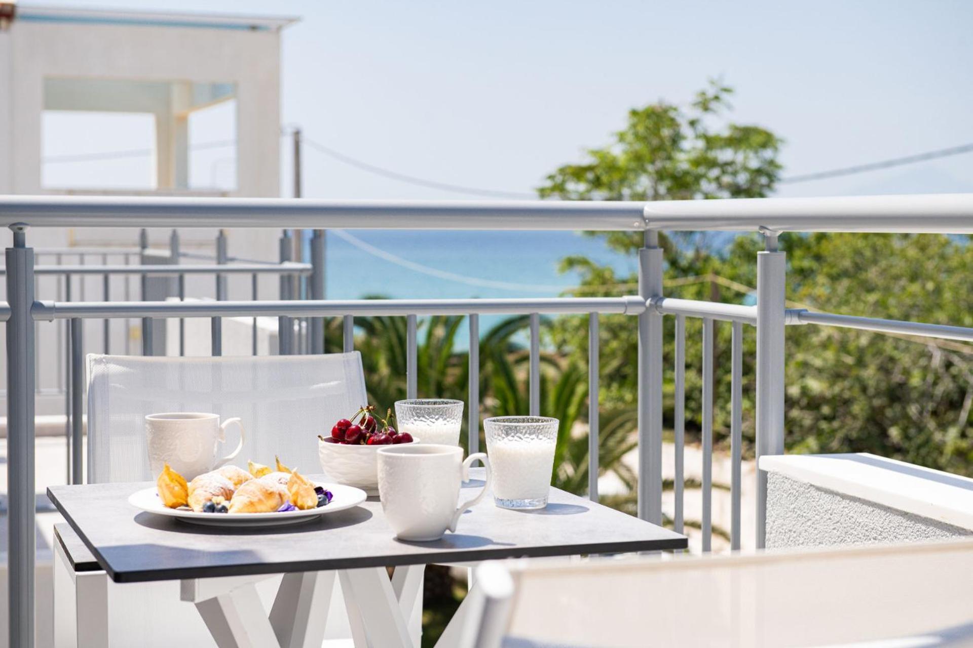 Sourinis Luxury Suites Ліменарія Екстер'єр фото